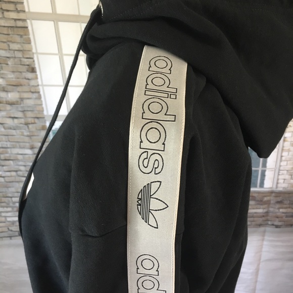 RARE❗️Adidas Originals Tape Overhead Hoodie - Picture 4 of 8
